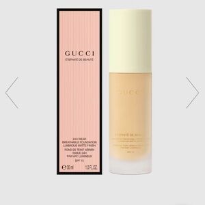 Gucci ÉTERNITÉ Foundation 130W